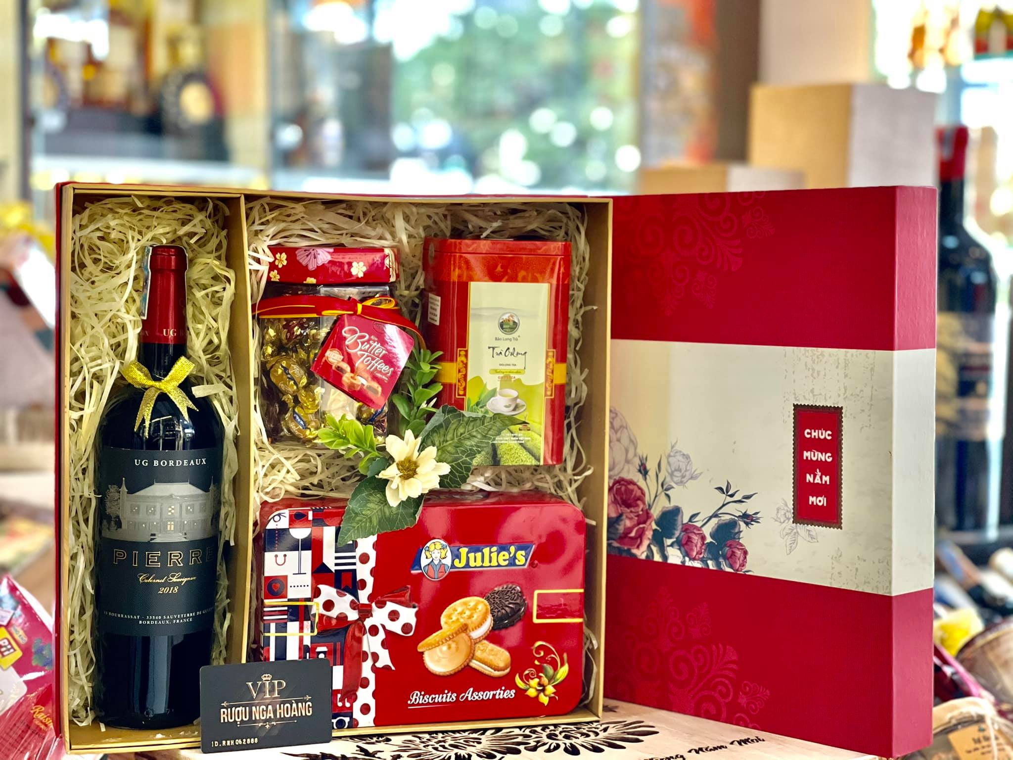 HỘP QUÀ TẾT 2025 - ẤT TỴ 92