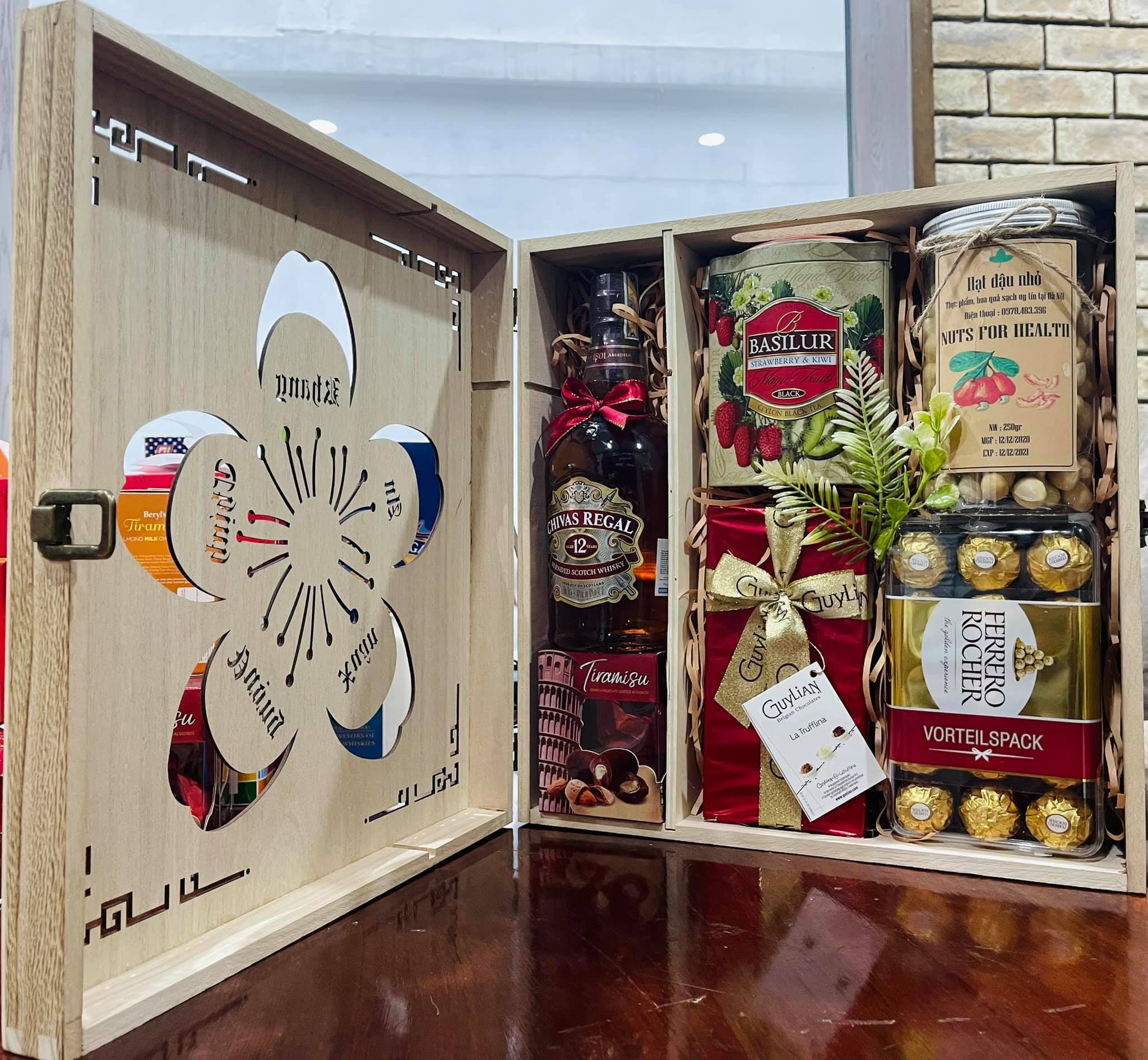 HỘP QUÀ TẾT 2025 - CHIVAS 12