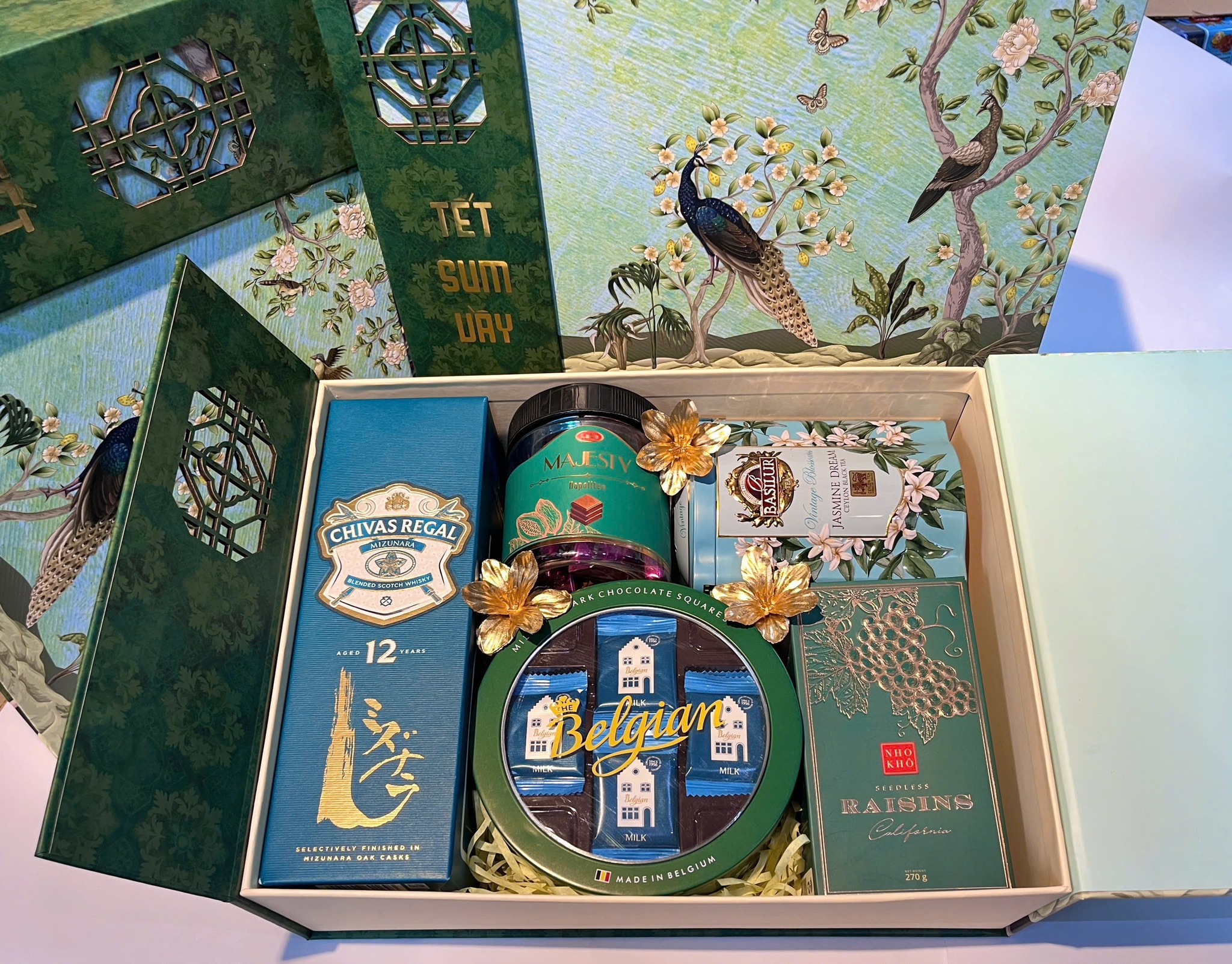 HỘP QUÀ TẾT 2026 - SET HOÀNG KIM 13