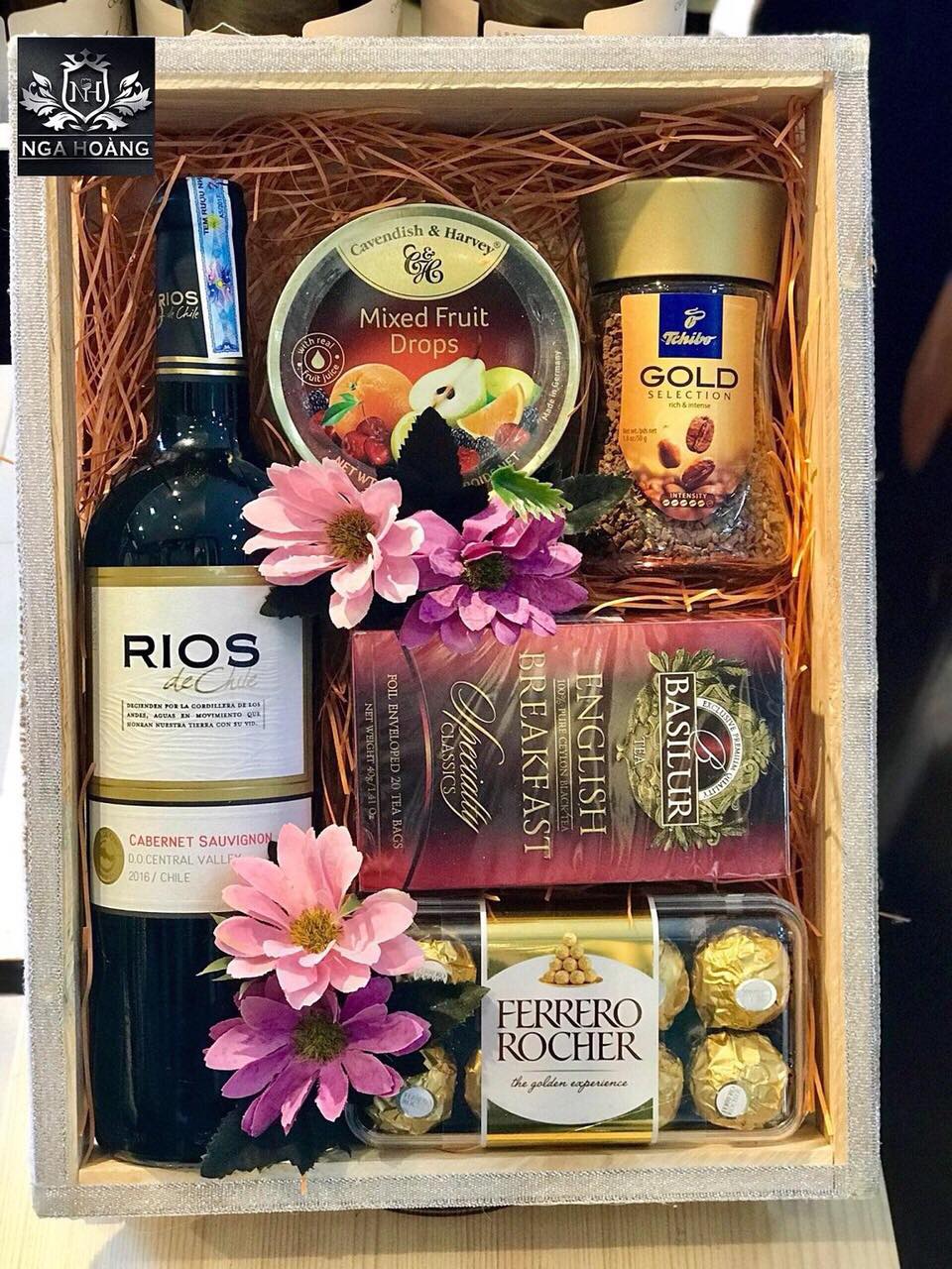 HỘP QUÀ TẾT 2025 - VANG RIOS