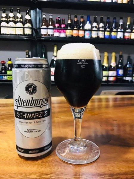 Bia Altenburger đen