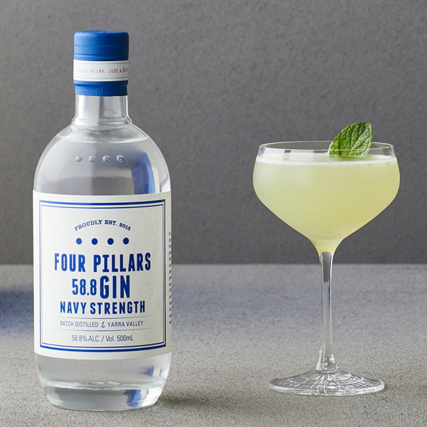 Rượu Gin Four Pillars Navy Strength