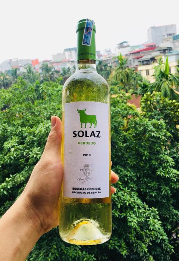 Vang trắng Solaz Verdejo