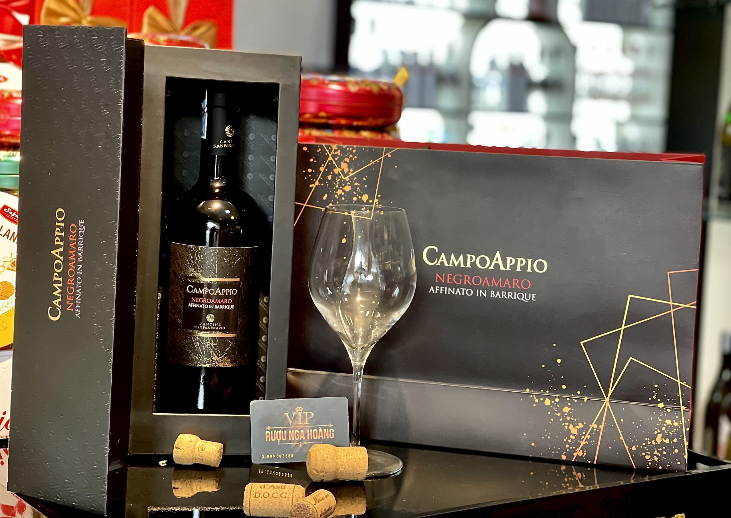 HỘP QUÀ VANG Ý CAMPO APPIO NEGROAMARO TẾT 2023