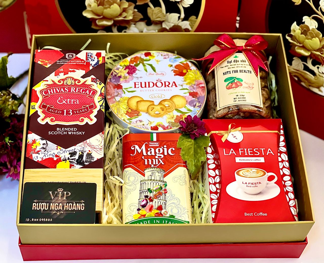 HỘP QUÀ TẾT 2025 - CHIVAS 13 KING STREET