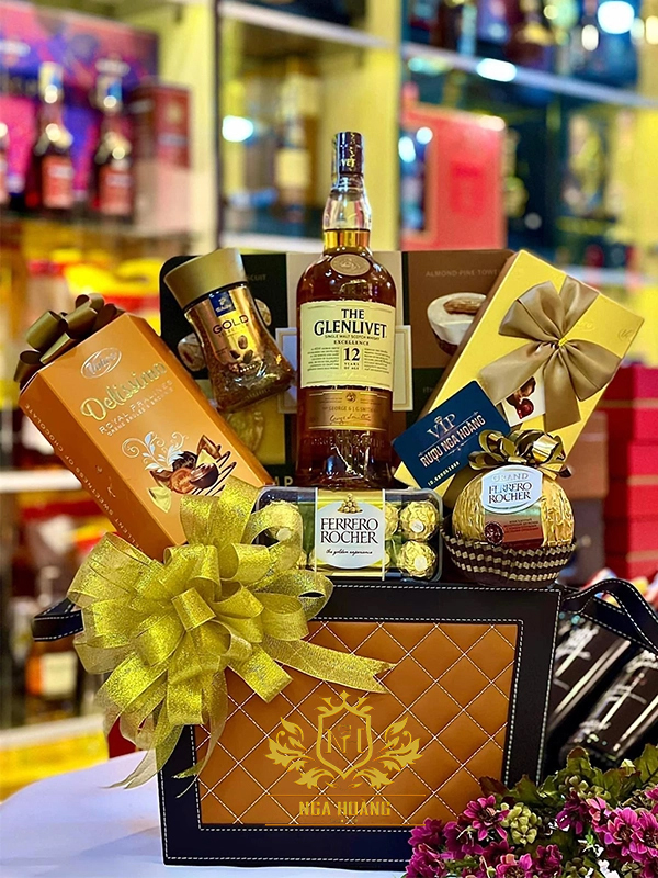 GIỎ QUÀ TẾT 2025 - NGA HOÀNG - SET 11