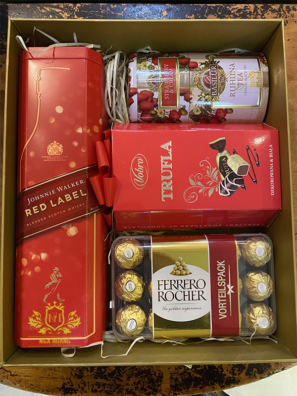 HỘP QUÀ TẾT 2025 - RED LABEL
