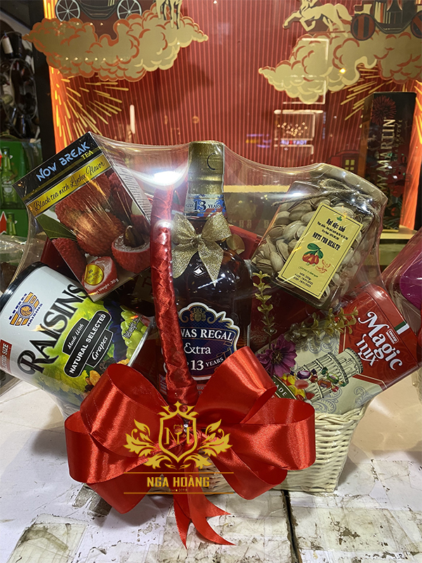 GIỎ QUÀ TẾT 2025 - NGA HOÀNG - SET 31