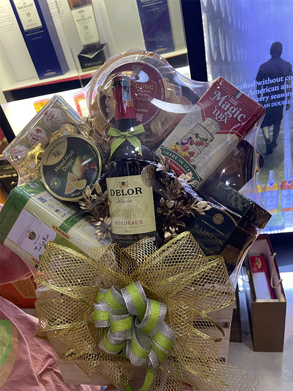 GIỎ QUÀ TẾT 2025 - NGA HOÀNG - SET 42