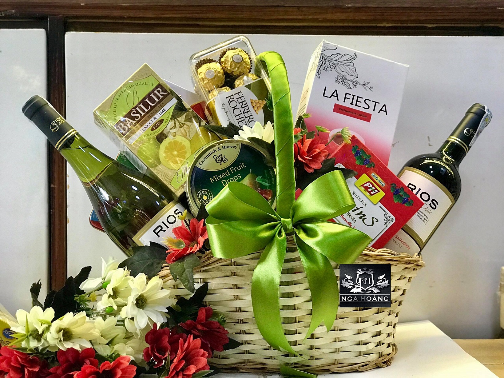 GIỎ QUÀ TẾT 2025 - VANG CẶP TRẮNG/ĐỎ RIOS - CHILE