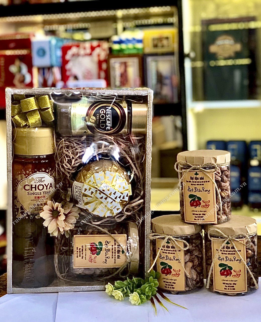 HỘP QUÀ TẾT CHOYA MƠ VẨY VÀNG
