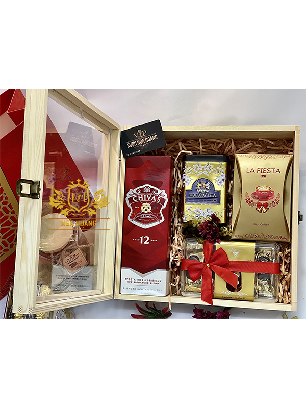 HỘP QUÀ TẾT 2025 - ẤT TỴ 38