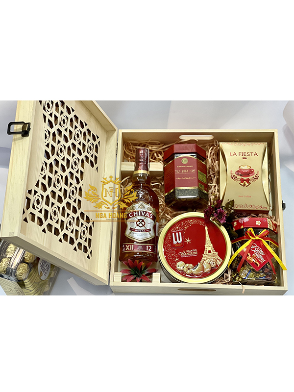 HỘP QUÀ TẾT 2025 - ẤT TỴ 40