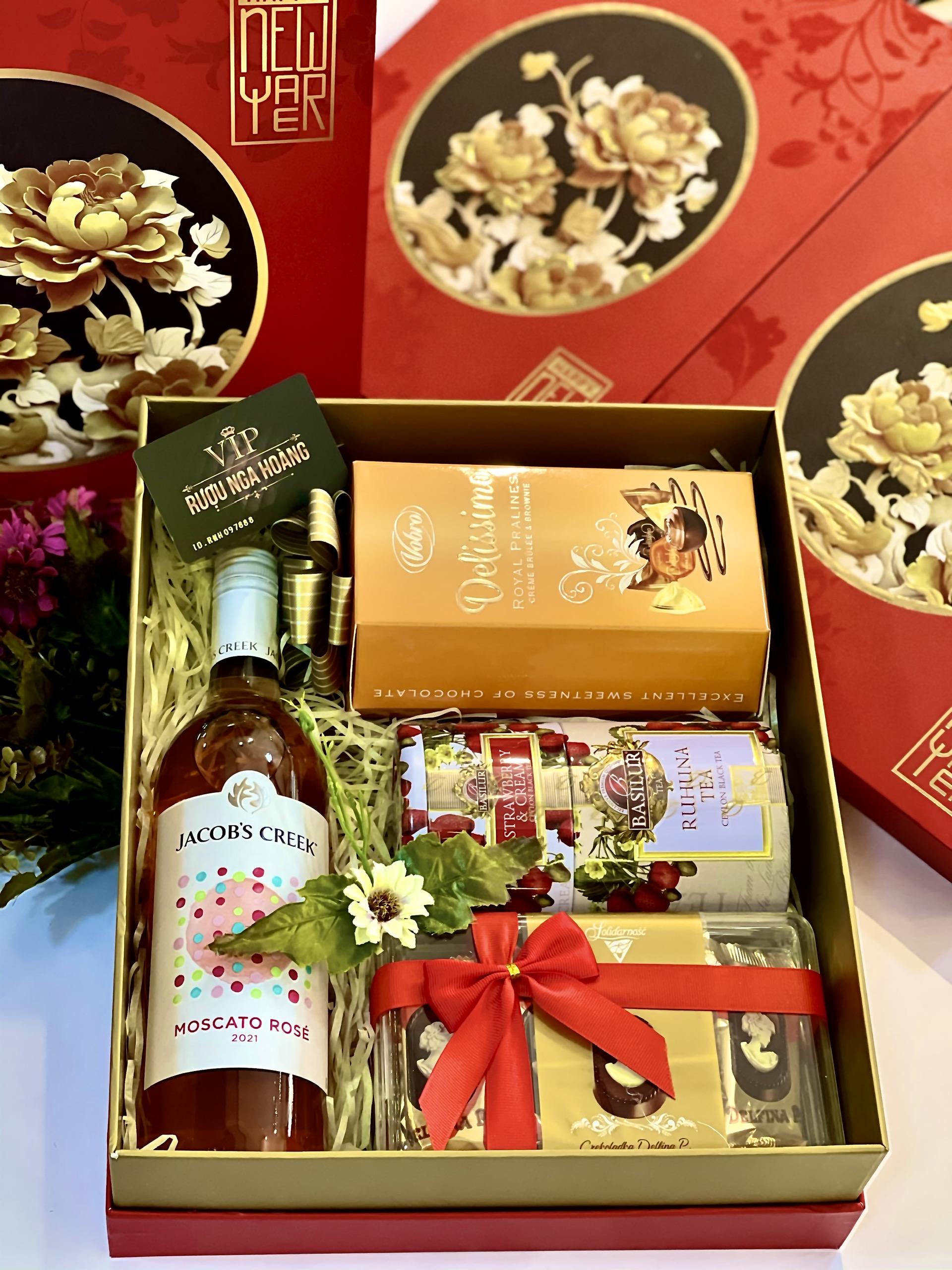 HỘP QUÀ TẾT 2025 - ẤT TỴ 65
