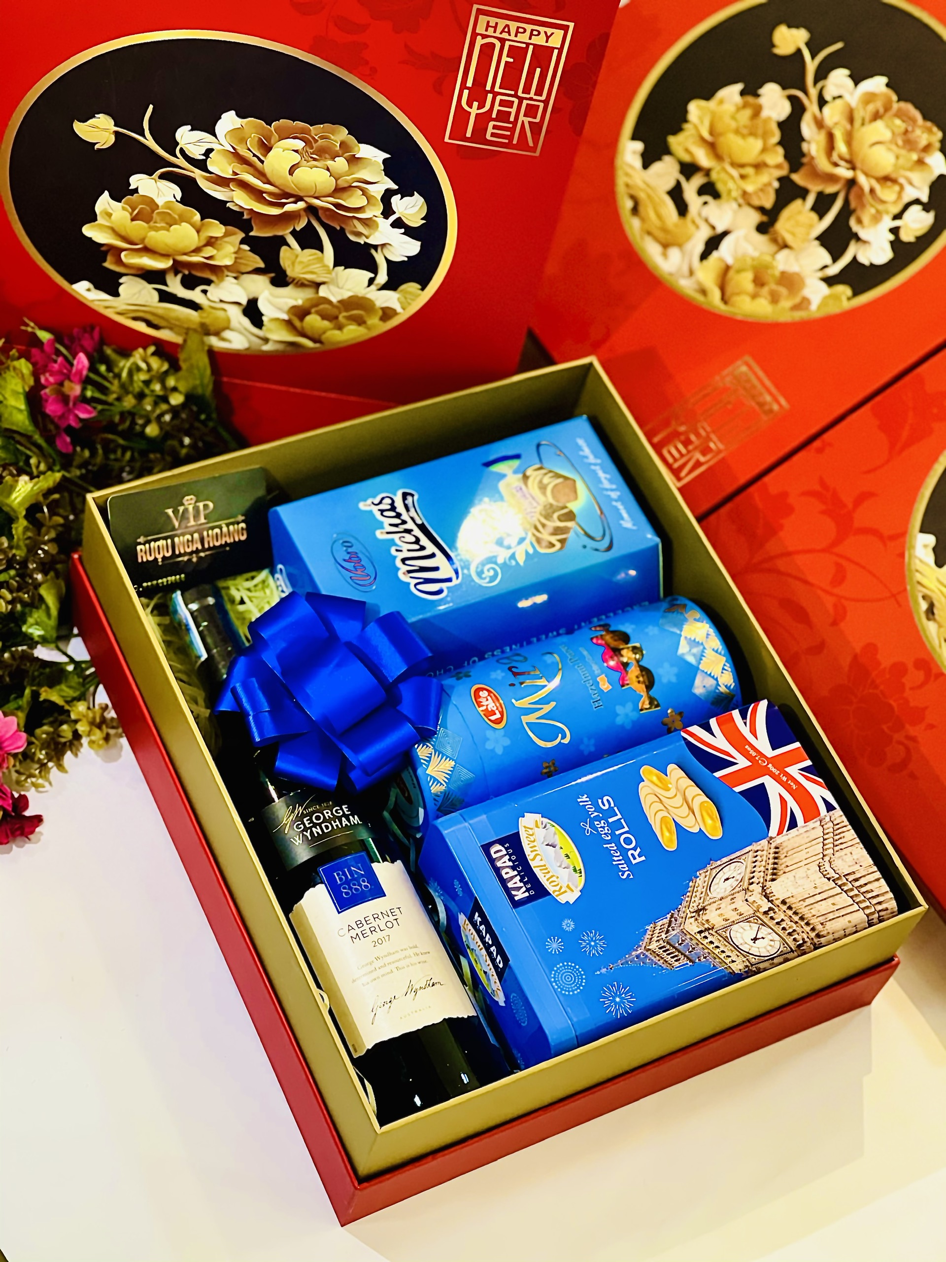 HỘP QUÀ TẾT 2025 - ẤT TỴ 57