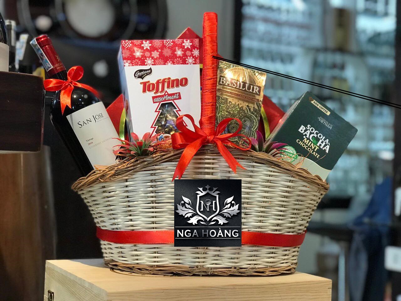 GIỎ QUÀ TẾT 2025 - VANG SAN JOSE - TÂY BAN NHA