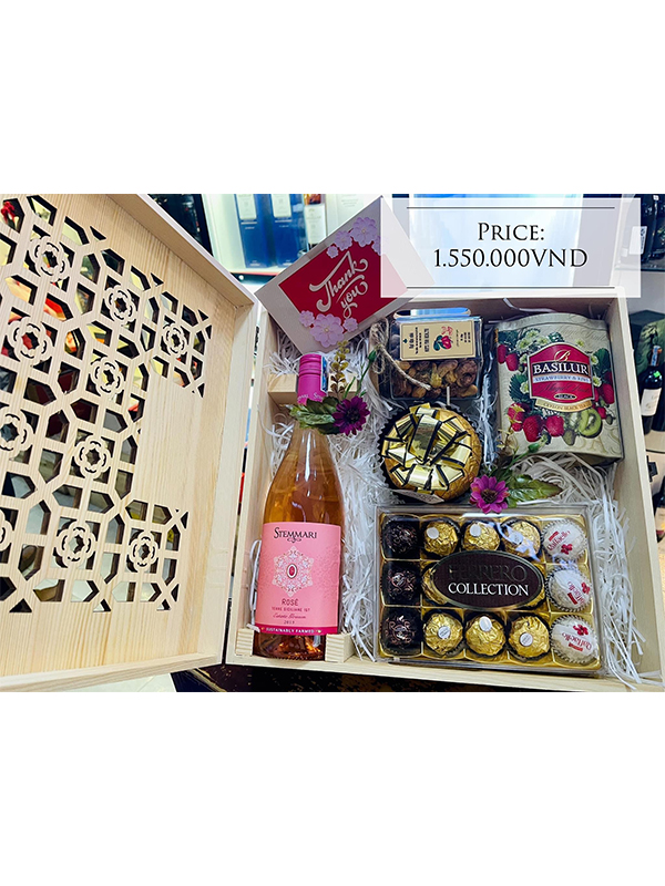 HỘP QUÀ TẾT 2026 - BÍNH NGỌ 04