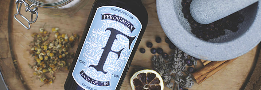 Rượu Gin Ferdinands Saar Dry Gin được làm từ nguyên liệu tại địa phương