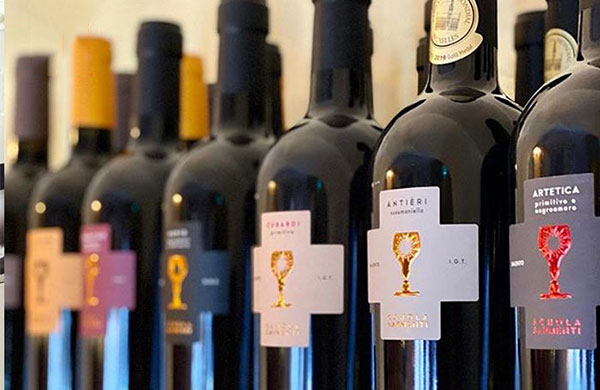 Rượu vang Ý chén thánh Antieri Schola Sarmenti Salento giá tốt