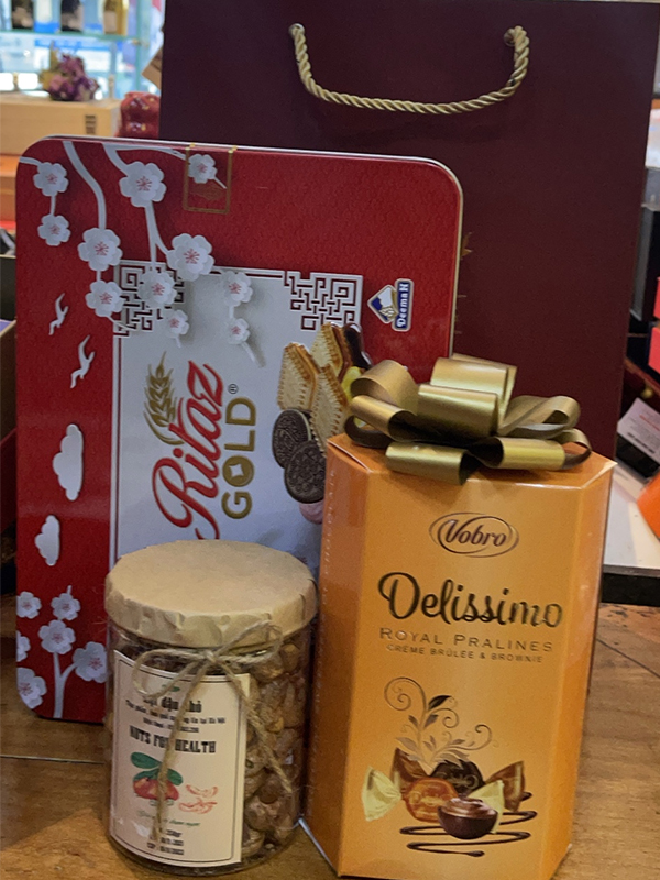 TÚI QUÀ TẾT 2025 - BÁNH KẸO HẠT 2 - NGA HOÀNG