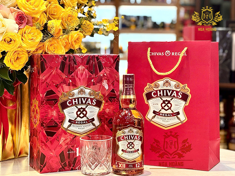Chivas 12 - Hộp quà rượu biếu Tết cao cấp 2026