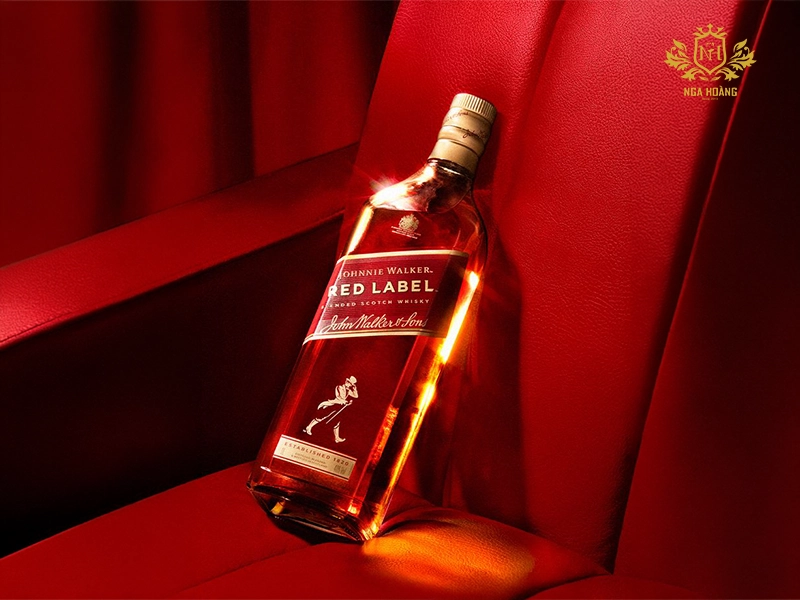 Johnnie Walker Red Label có đáng lựa chọn trong tầm giá?
