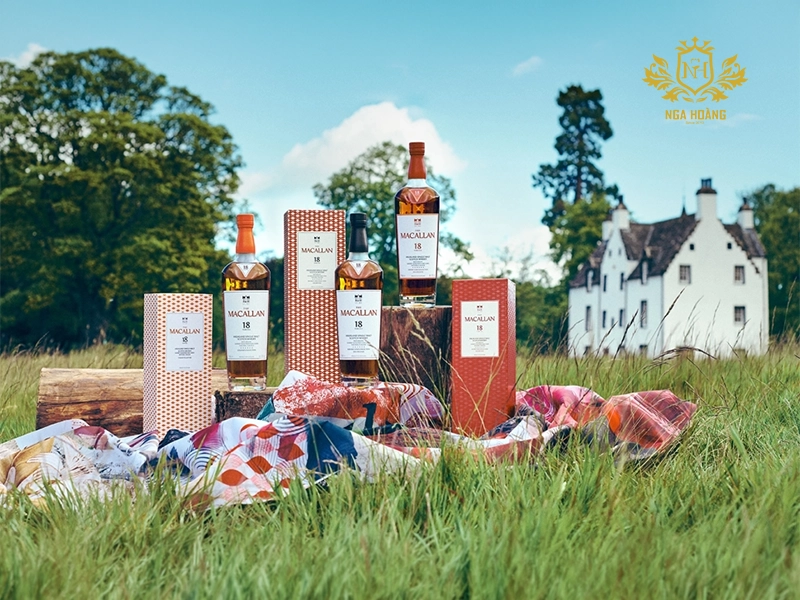 Macallan 18 Sherry Oak khác gì so với các phiên bản Macallan 18 khác?
